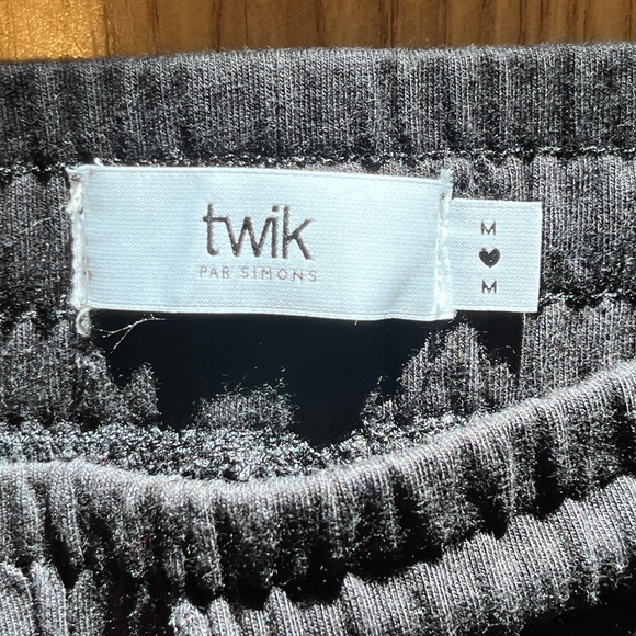 Twik by Simons cozy cotton cargo joggers with 4 pockets, M, black. - Picture 6 of 16